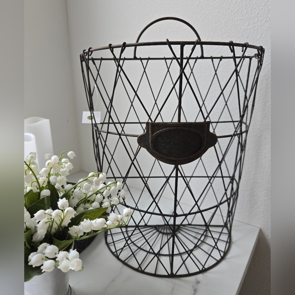 NWT Park Hill Black Wire Wall Hamging Basket With Label Slot